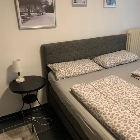 Lägenhet 2-zimmer-whg Im Souterrain Sauna Extra Gebuehr